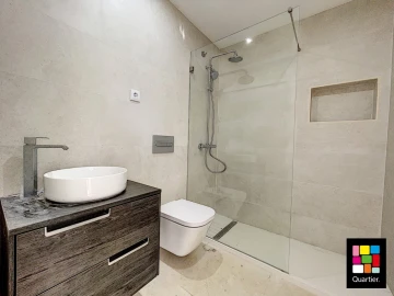Moradia T4 para Venda em Corroios