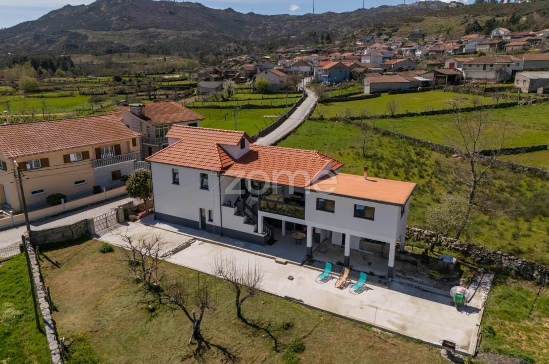 Quinta T3 para Venda em Vreia de Jales Foto 5