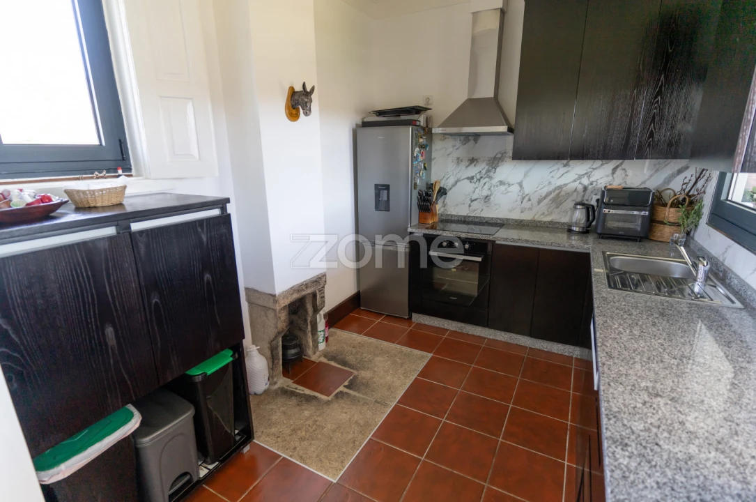 Quinta T3 para Venda em Vreia de Jales Foto 23