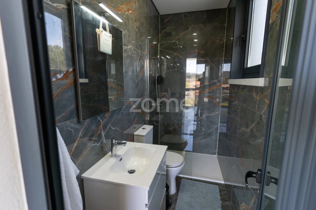 Quinta T3 para Venda em Vreia de Jales Foto 15