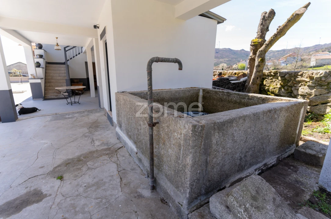 Quinta T3 para Venda em Vreia de Jales Foto 65