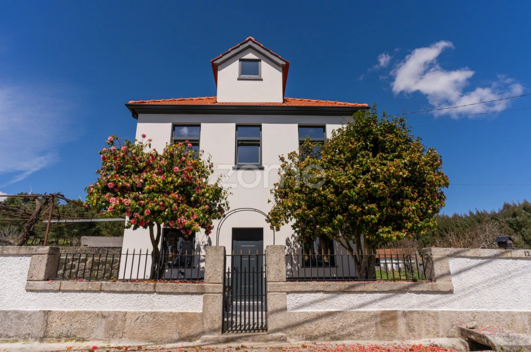 Quinta T3 para Venda em Vreia de Jales Foto 1
