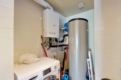 Apartamento T3 para Arrendamento em Aldoar, Foz do Douro e Nevogilde