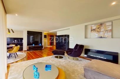 Apartamento T3 para Arrendamento em Aldoar, Foz do Douro e Nevogilde