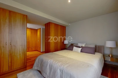 Apartamento T3 para Arrendamento em Aldoar, Foz do Douro e Nevogilde