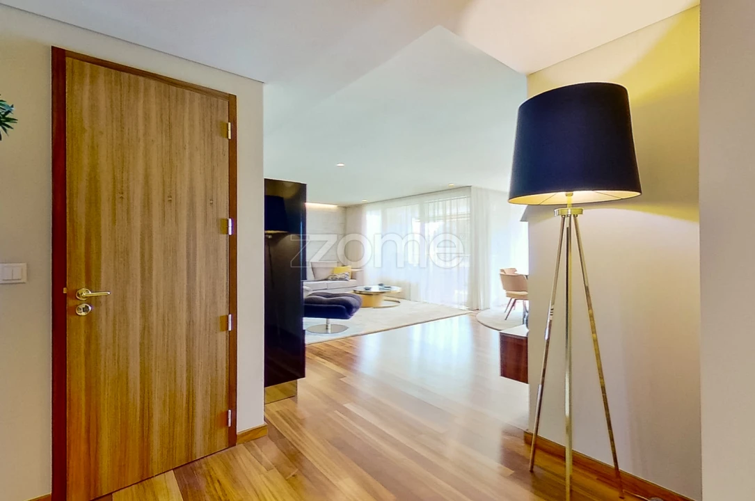 Apartamento T3 para Arrendamento em Aldoar, Foz do Douro e Nevogilde Foto 4