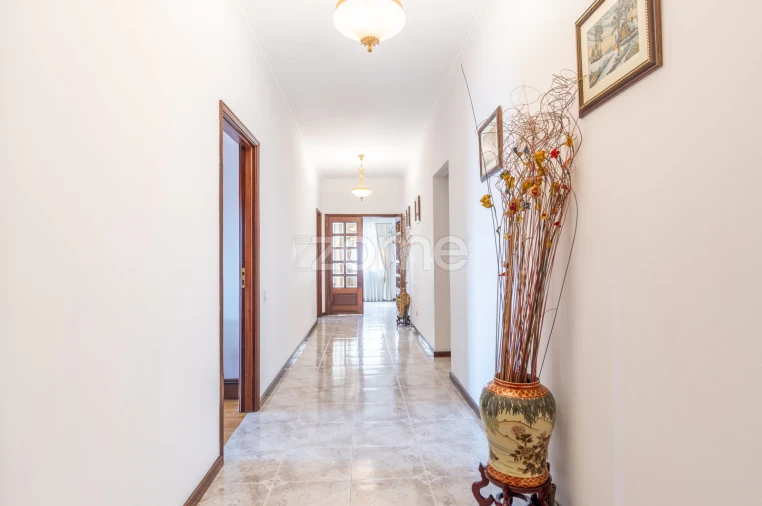 Moradia T4 para Venda em Sandim, Olival, Lever e Crestuma Foto 19