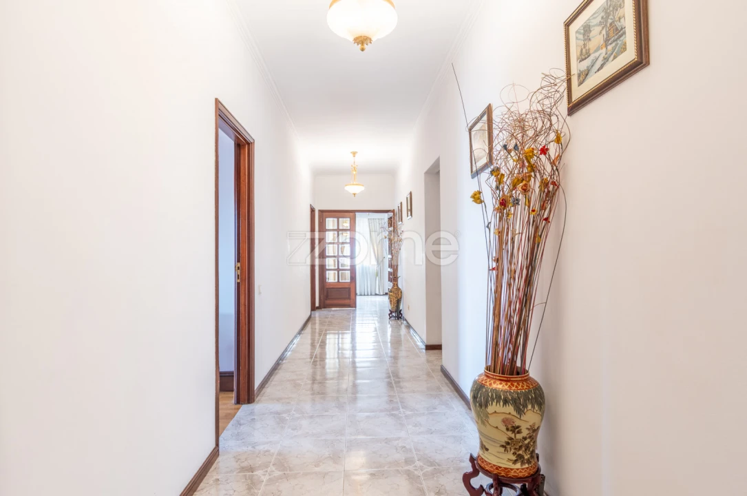 Moradia T4 para Venda em Sandim, Olival, Lever e Crestuma Foto 19