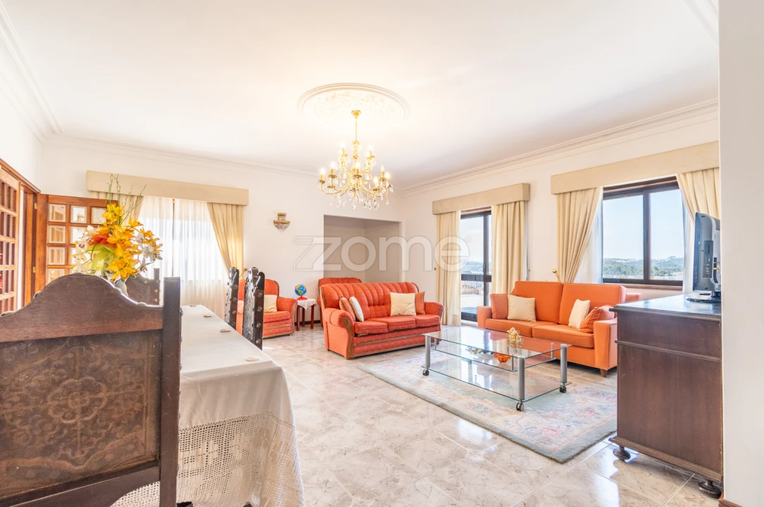 Moradia T4 para Venda em Sandim, Olival, Lever e Crestuma Foto 23