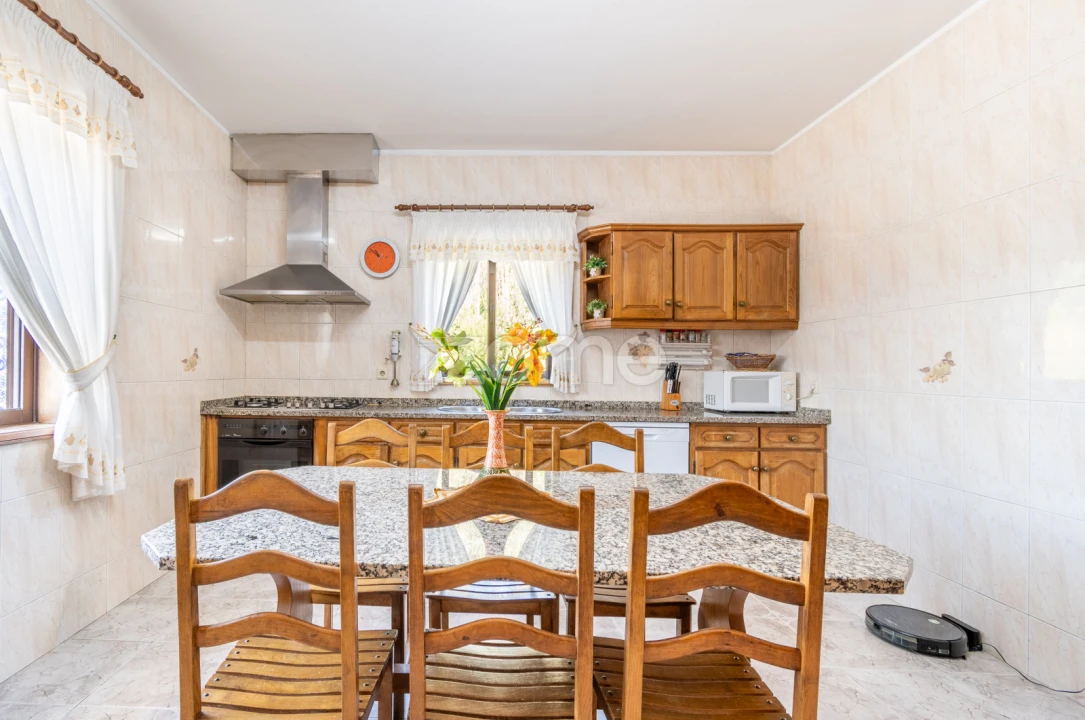 Moradia T4 para Venda em Sandim, Olival, Lever e Crestuma Foto 34