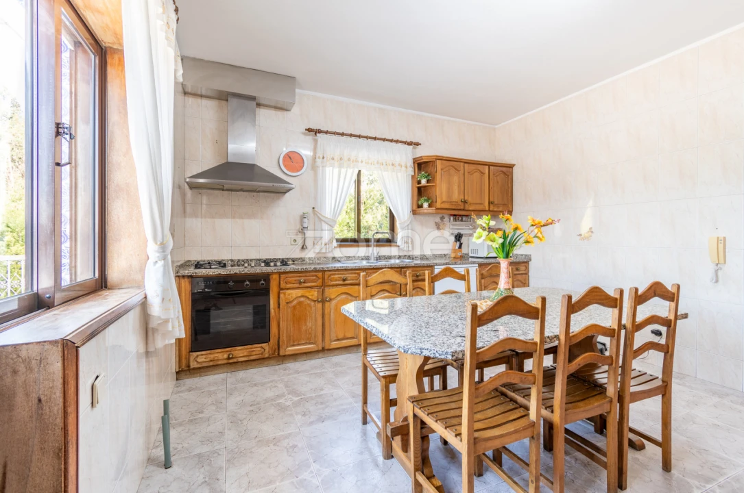 Moradia T4 para Venda em Sandim, Olival, Lever e Crestuma Foto 36