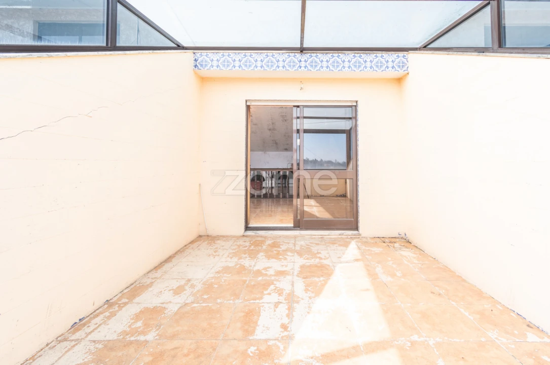 Moradia T4 para Venda em Sandim, Olival, Lever e Crestuma Foto 41