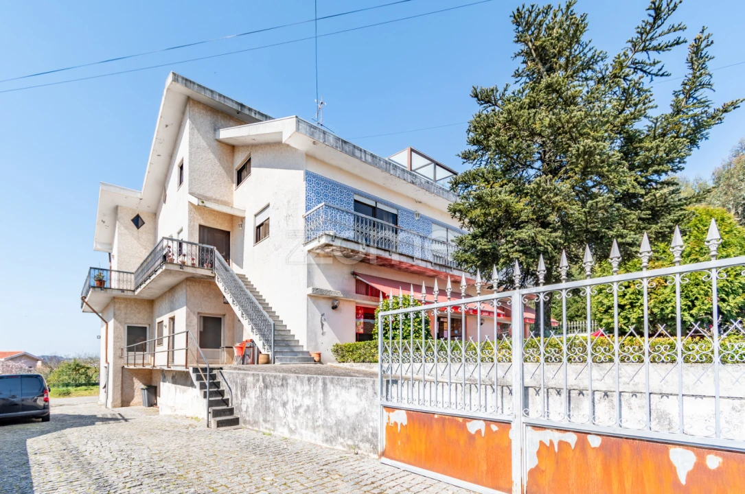 Moradia T4 para Venda em Sandim, Olival, Lever e Crestuma Foto 69