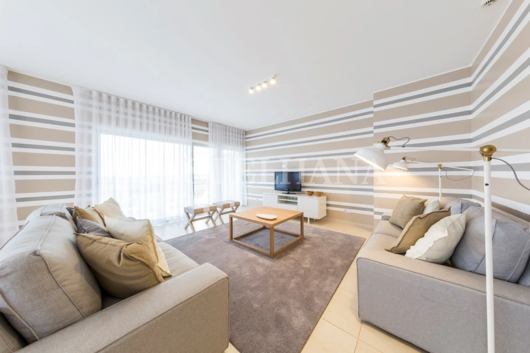 Apartamento T2 para Venda em Quarteira Foto 2