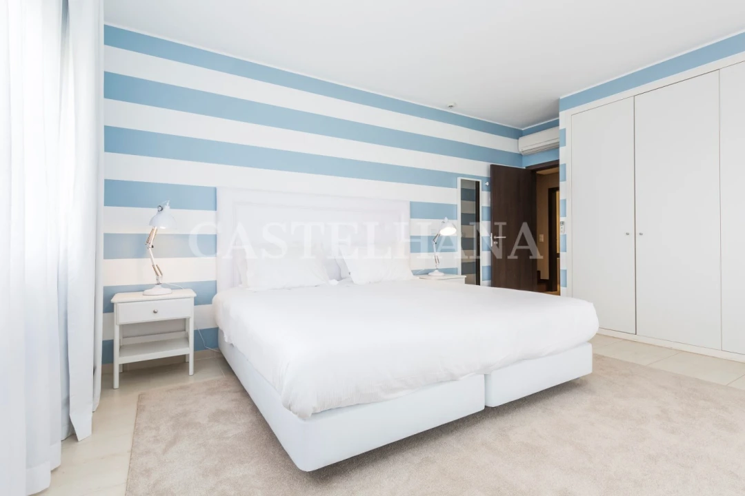 Apartamento T2 para Venda em Quarteira Foto 8