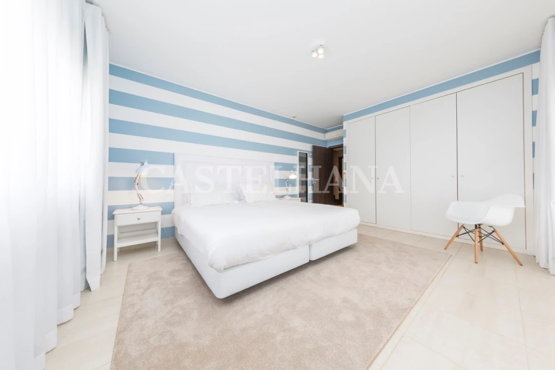 Apartamento T2 para Venda em Quarteira Foto 14