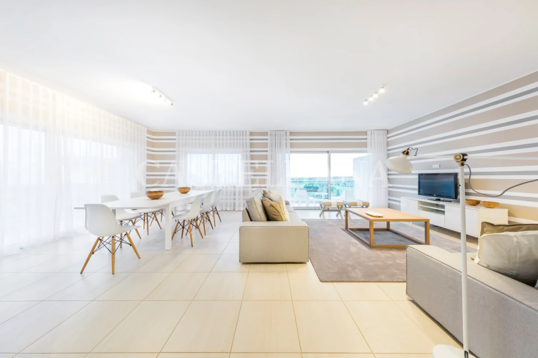 Apartamento T2 para Venda em Quarteira Foto 28