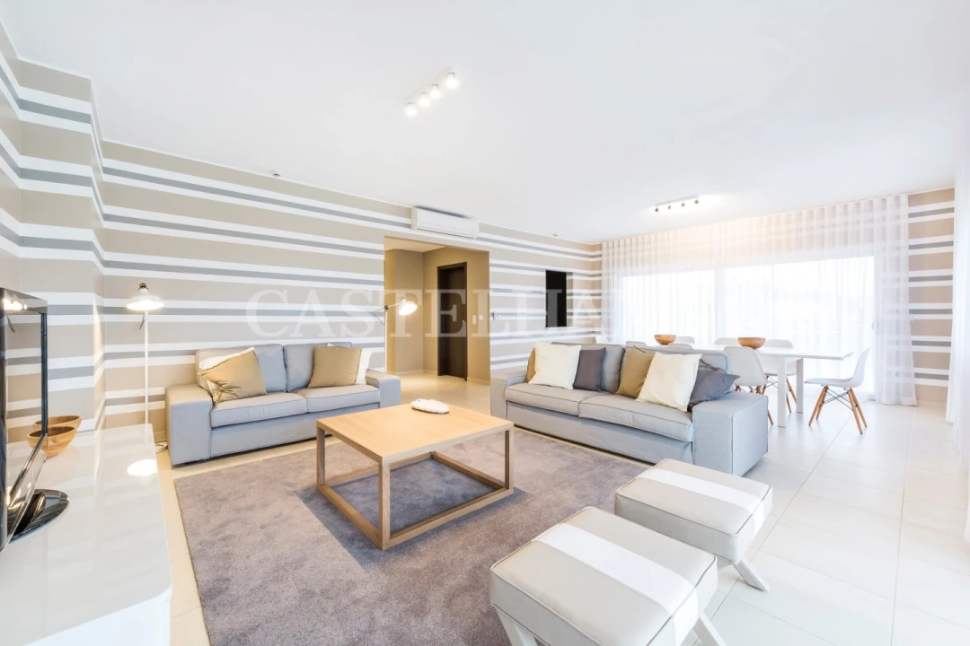 Apartamento T2 para Venda em Quarteira Foto 30