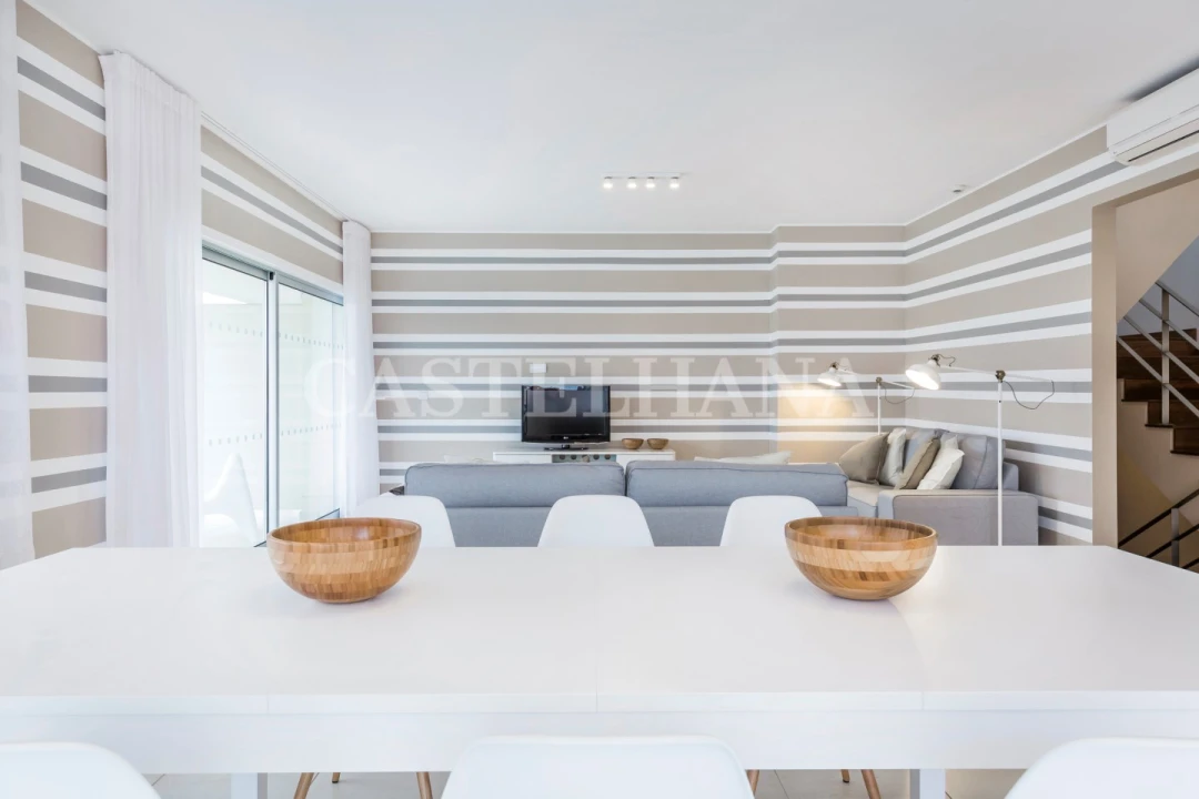 Apartamento T2 para Venda em Quarteira Foto 44
