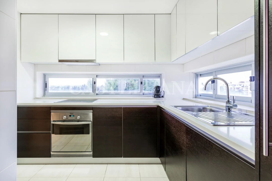 Apartamento T2 para Venda em Quarteira Foto 50