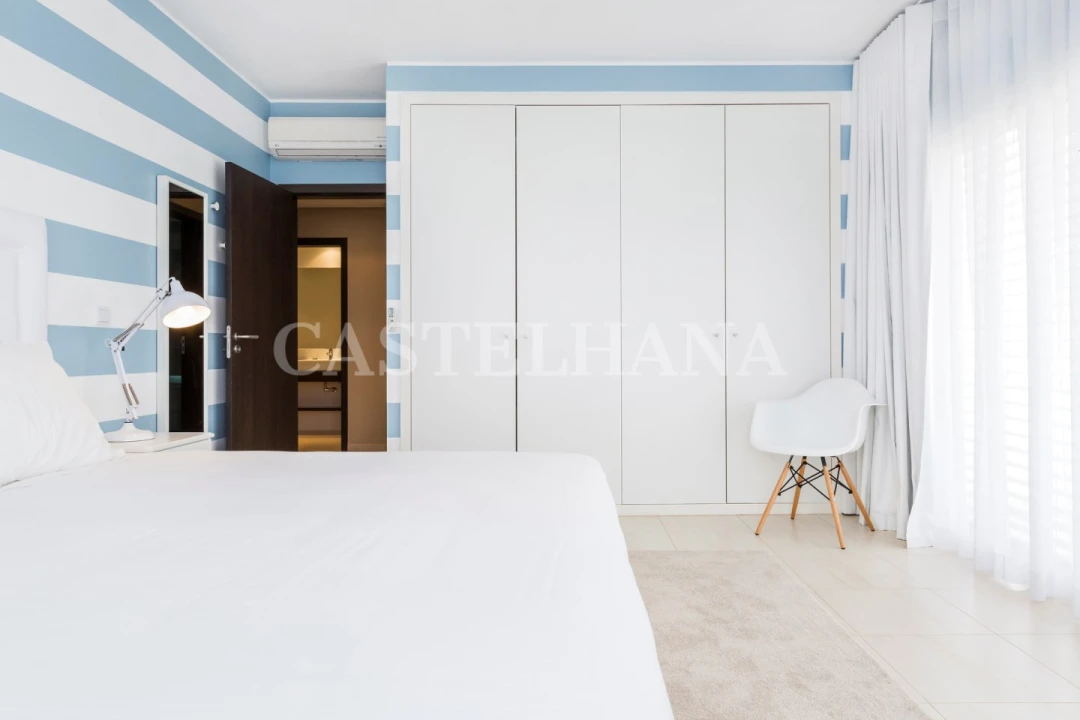 Apartamento T2 para Venda em Quarteira Foto 63