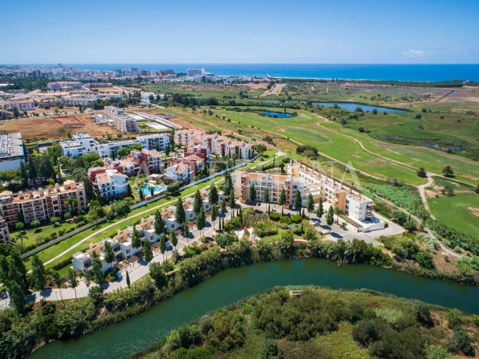 Apartamento T2 para Venda em Quarteira Foto 75