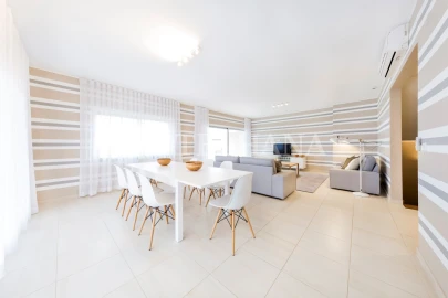 Apartamento T2 para Venda em Quarteira
