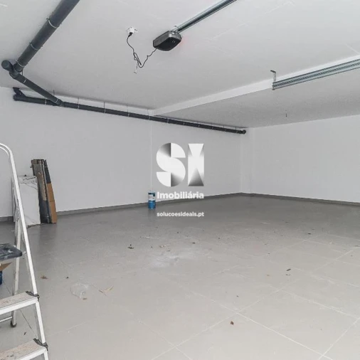 Moradia T4 para Venda em Antuzede e Vil de Matos Foto 22