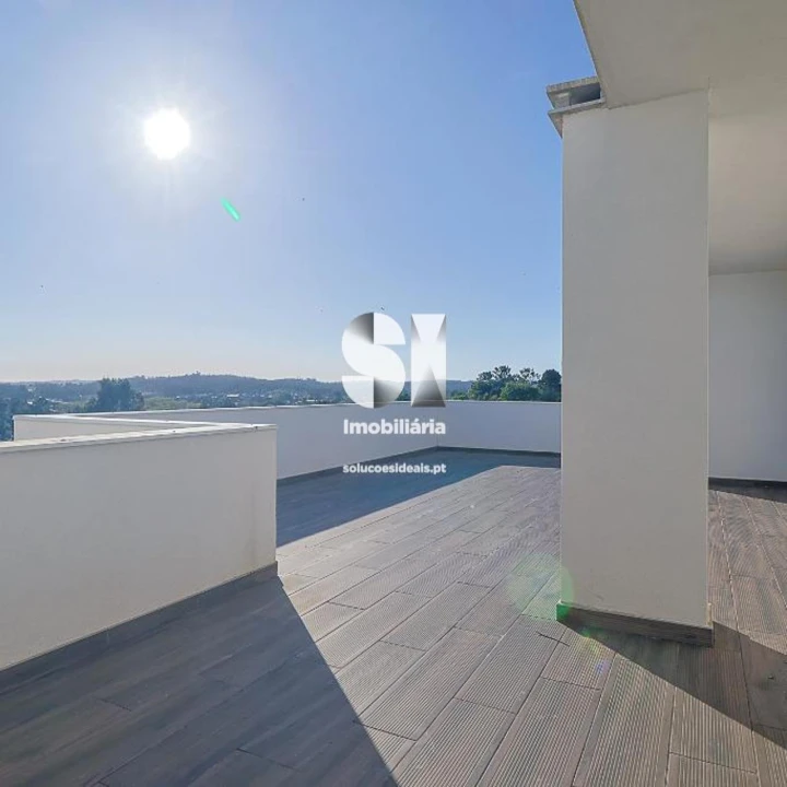 Moradia T4 para Venda em Antuzede e Vil de Matos Foto 21