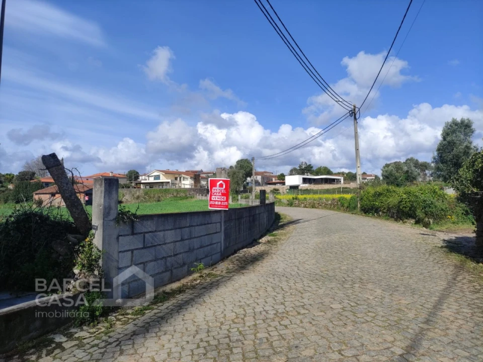 Terreno para Venda em Gemeses Foto 2