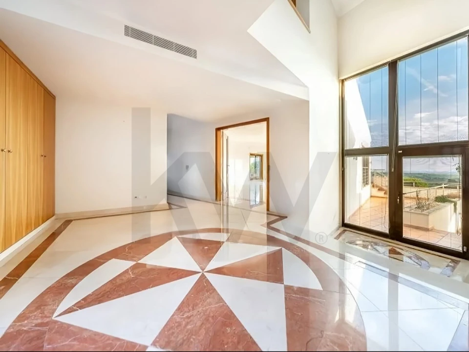 Moradia T6 para Venda em Alcabideche Foto 8