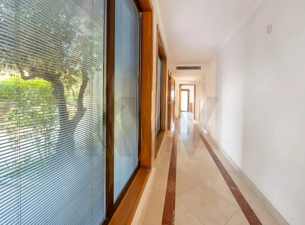 Moradia T6 para Venda em Alcabideche Foto 14