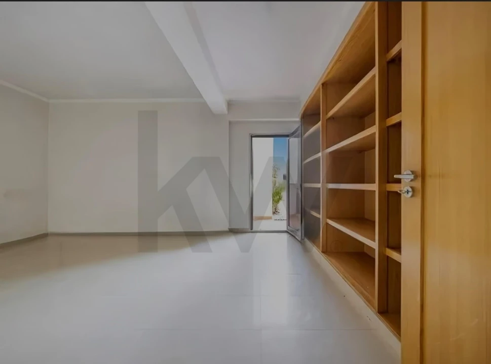 Moradia T6 para Venda em Alcabideche Foto 29