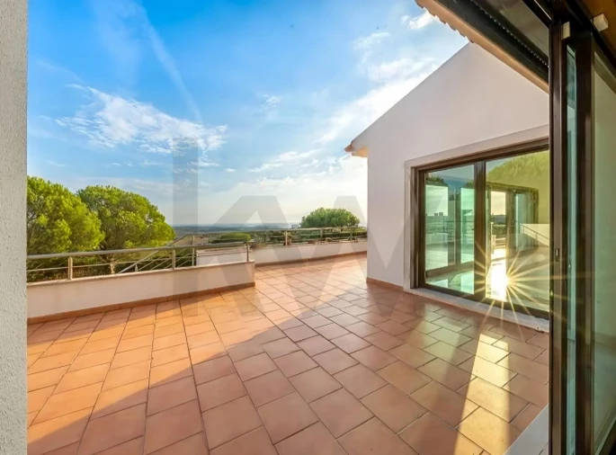 Moradia T6 para Venda em Alcabideche Foto 12