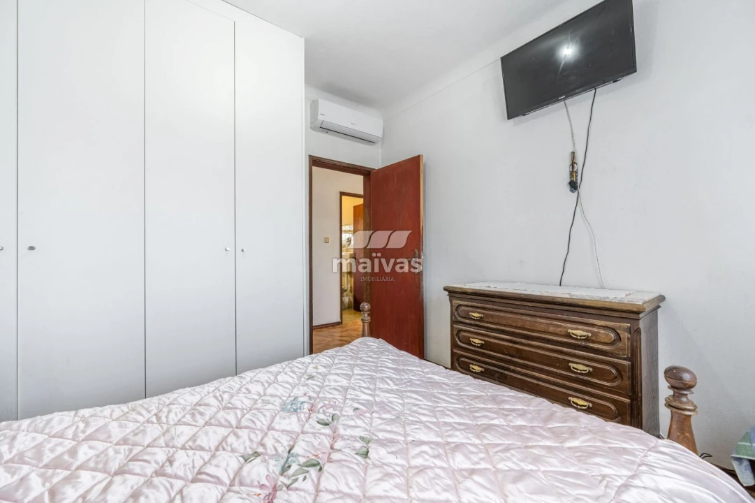 Moradia T4 para Venda em Pico de Regalados, Gondiães e Mós Foto 6