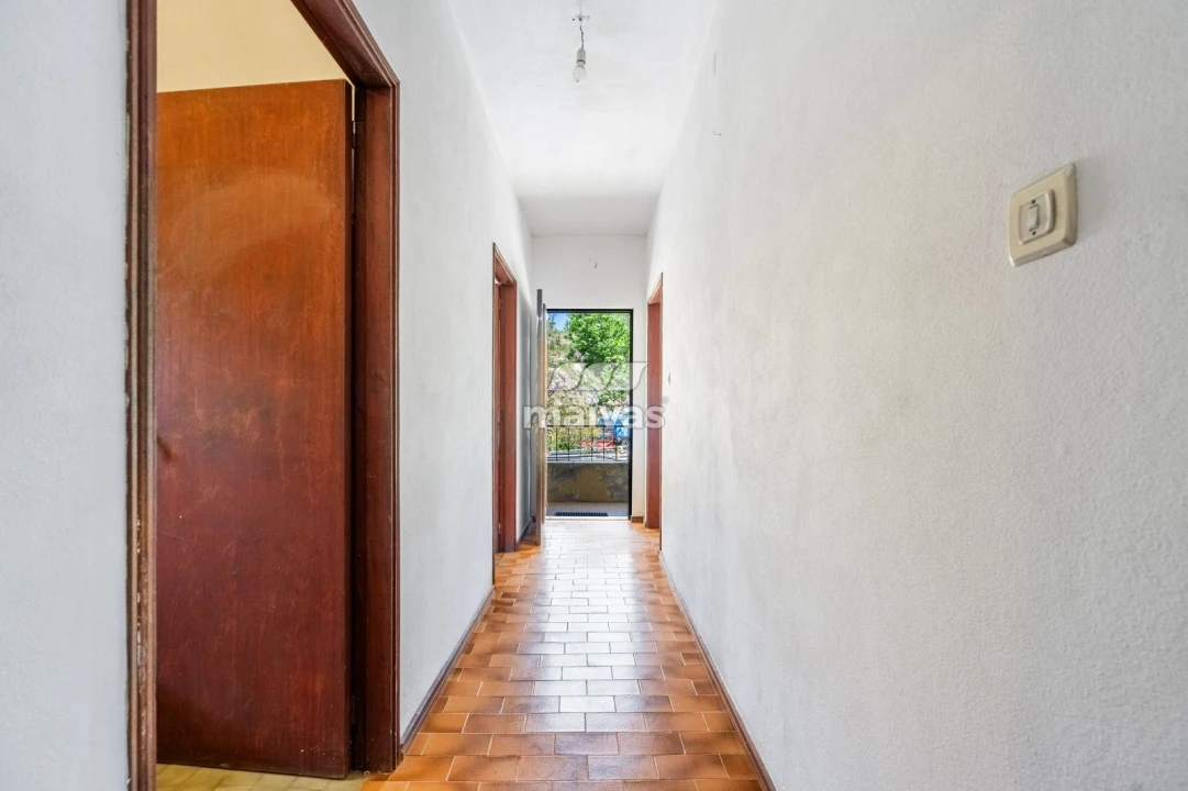 Moradia T4 para Venda em Pico de Regalados, Gondiães e Mós Foto 11