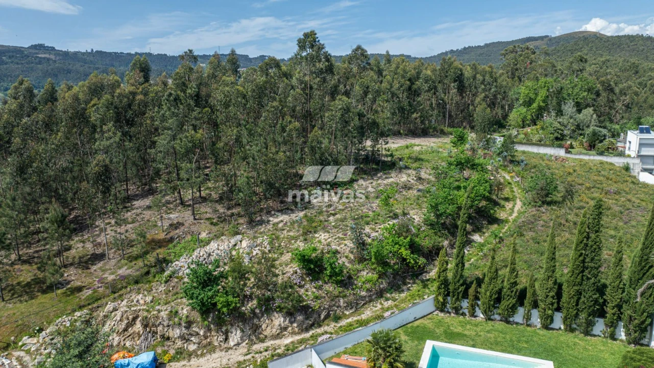 Moradia T4 para Venda em Pico de Regalados, Gondiães e Mós Foto 28