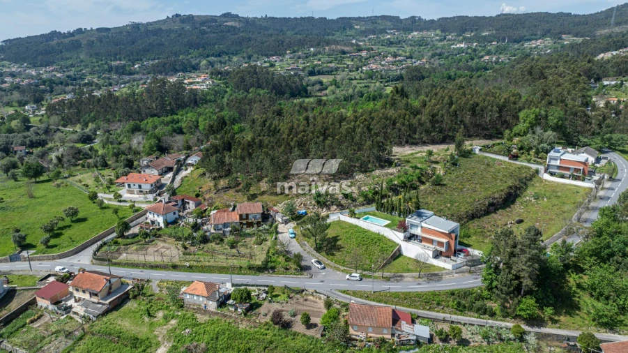 Moradia T4 para Venda em Pico de Regalados, Gondiães e Mós Foto 23