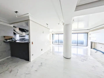 Apartamento T4 para Venda em Aver-O-Mar, Amorim e Terroso
