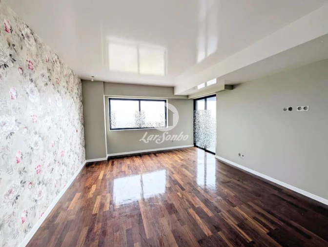 Apartamento T4 para Venda em Aver-O-Mar, Amorim e Terroso Foto 9