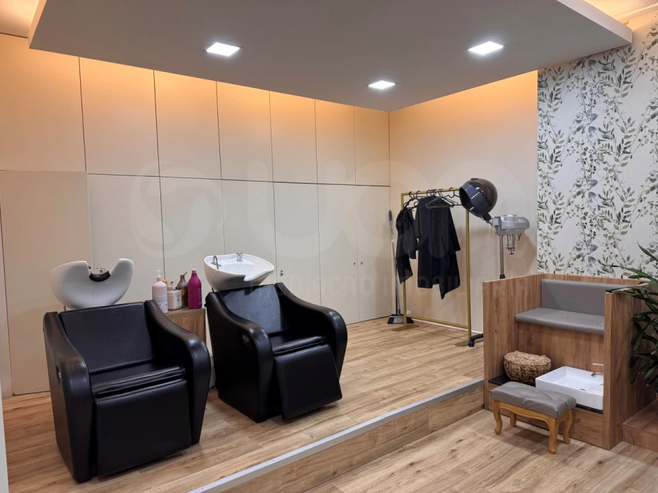 Negócio para Venda em Ramalde Foto 7