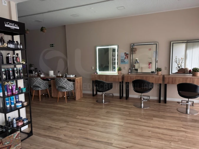 Negócio para Venda em Ramalde Foto 8