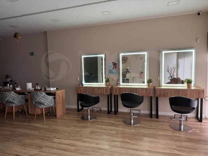 Negócio para Venda em Ramalde Foto 9