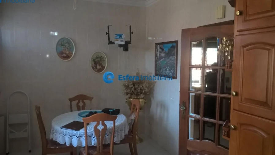 Moradia T4 para Venda em Cidade da Maia Foto 10