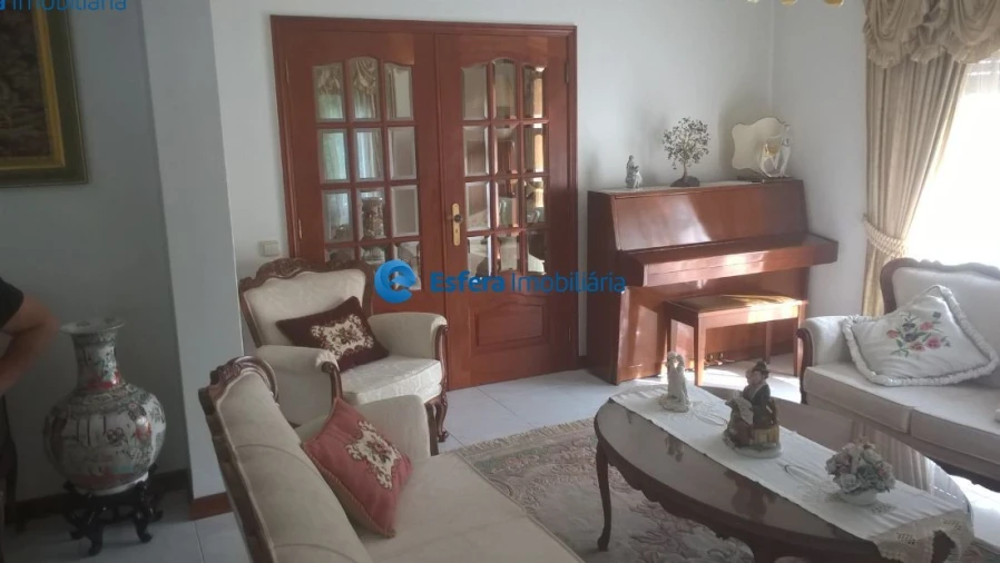 Moradia T4 para Venda em Cidade da Maia Foto 14