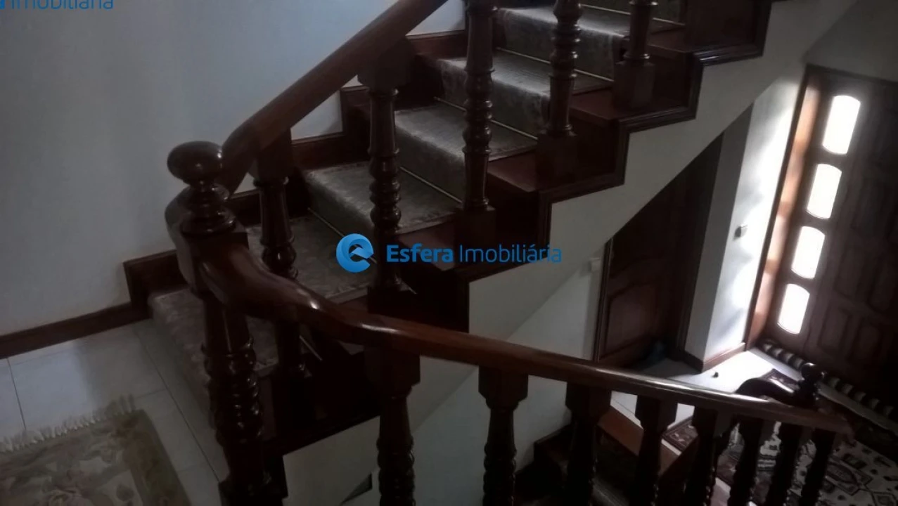 Moradia T4 para Venda em Cidade da Maia Foto 16