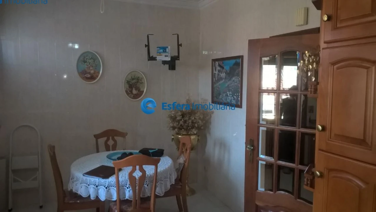 Moradia T4 para Venda em Cidade da Maia Foto 10