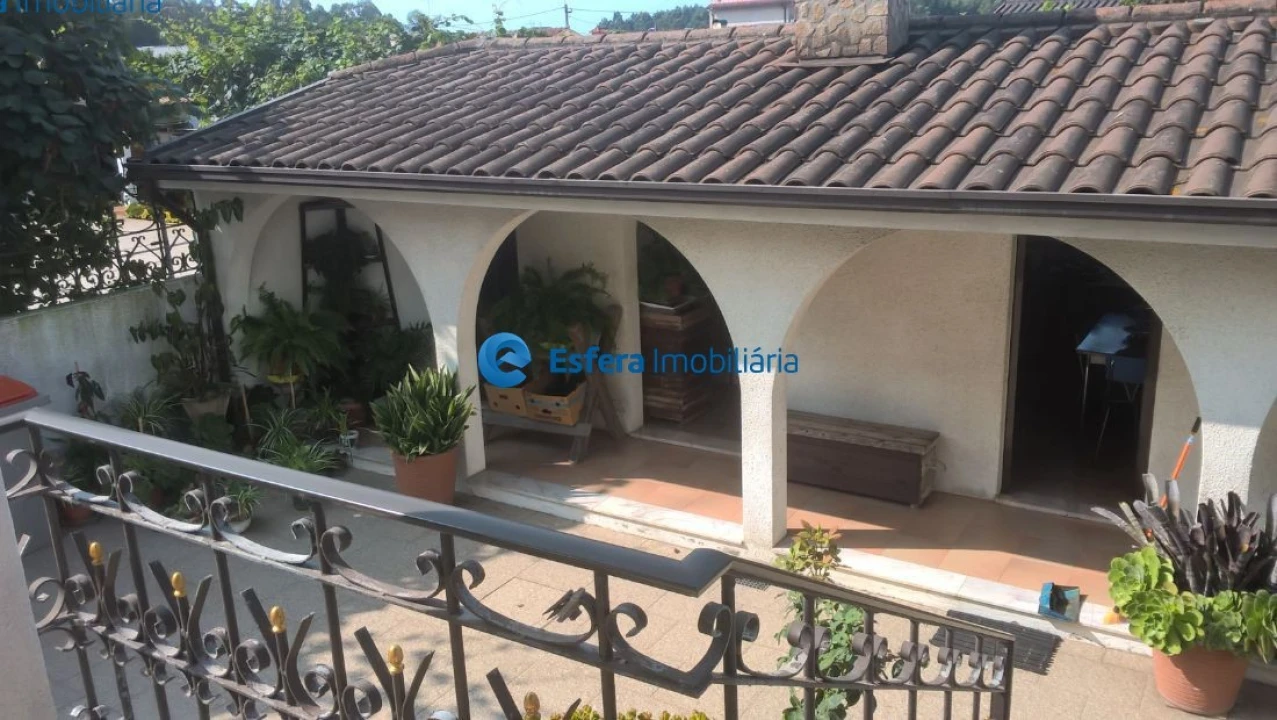 Moradia T4 para Venda em Cidade da Maia Foto 2