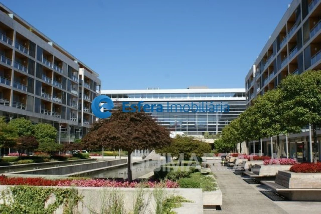 Loja para Venda em Caldas de Vizela (São Miguel e São João) Foto 4