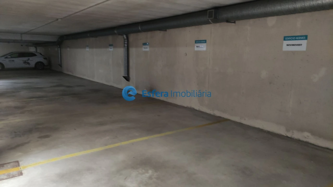 Loja para Venda em Cidade da Maia Foto 10